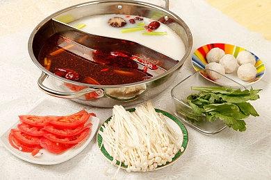 策略类卡牌游戏《众神之灵》试玩Demo 上架Steam